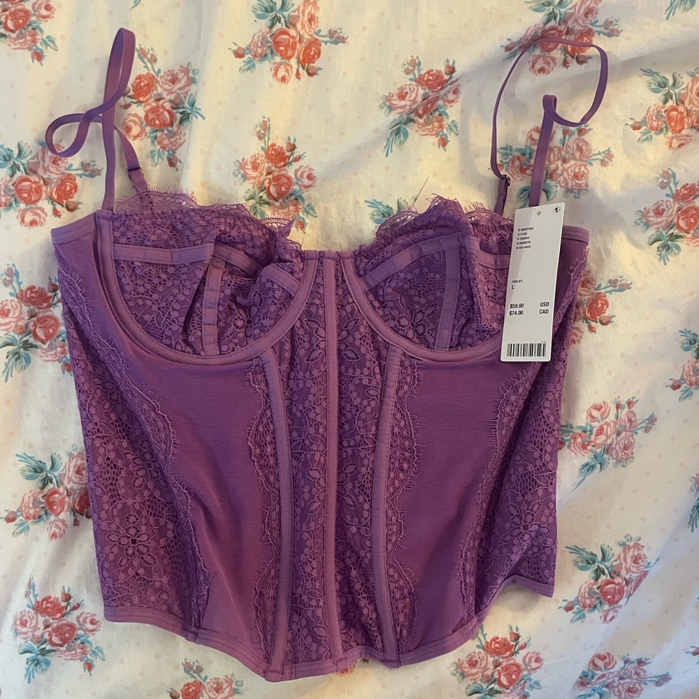 UO Modern Love Corset Top in Size Large. Never worn!!